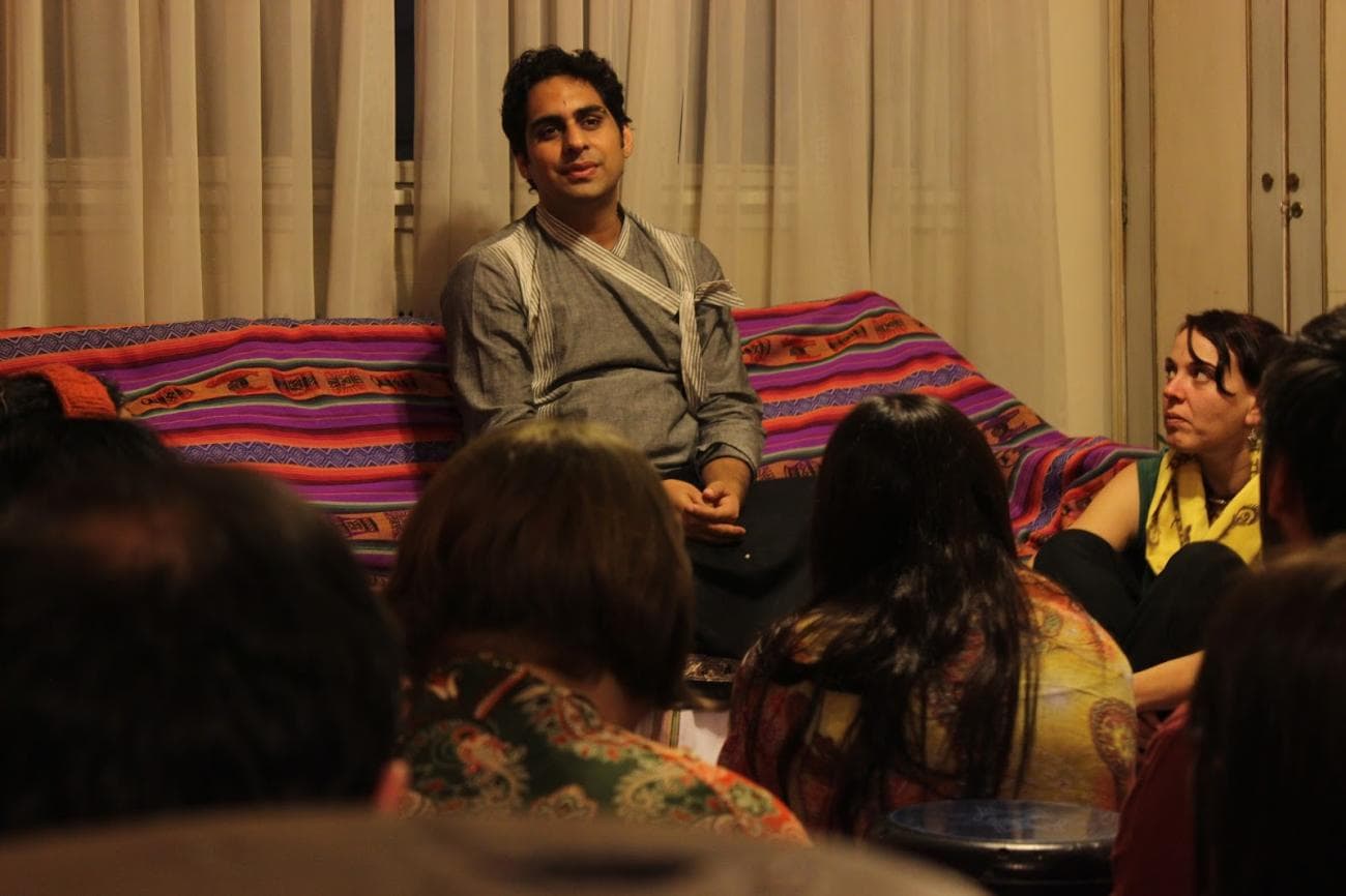 Etiquette of Devotee Association